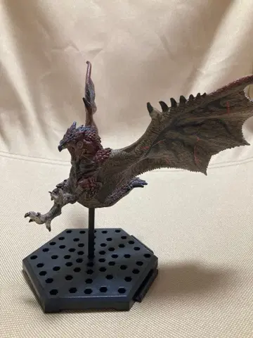 몬스터 헌터 리오레우스 피규어