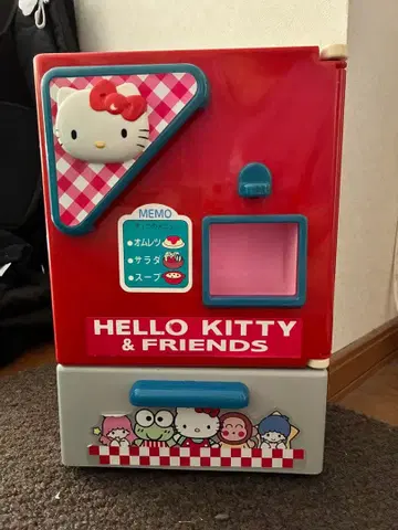 HELLO KITTY & FRIENDS 키티 완구 냉장고