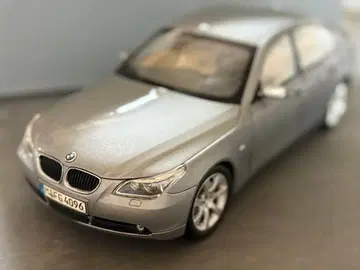 절판 레어! 교쇼 BMW 5 시리즈 E60 딜러 특주품