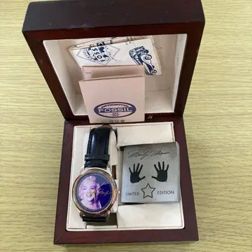 마릴린 먼로 손목시계