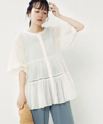 [ 미사용 새상품 ] 프릭스스토어 인도 티어드 튜닉 블라우스 화이트 프리