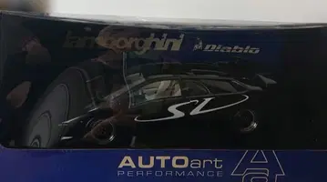 AUTOart 1/18 Lamborghini Diablo SV