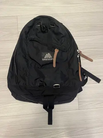 GREGORY DAY PACK BLACK