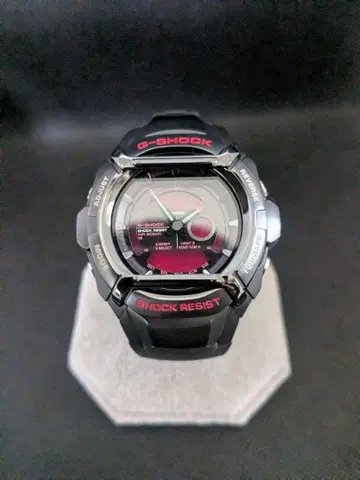 G-SHOCK G-550FB 작동품 핑크 다이얼