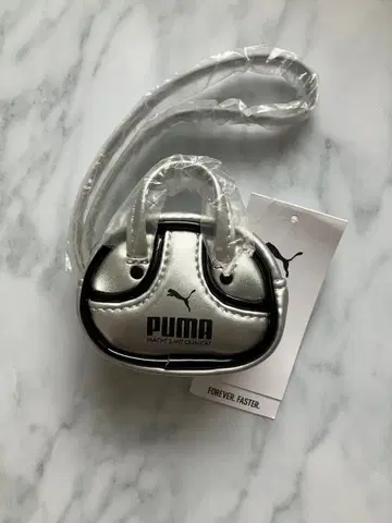 PUMA 그립백 키체인 실버
