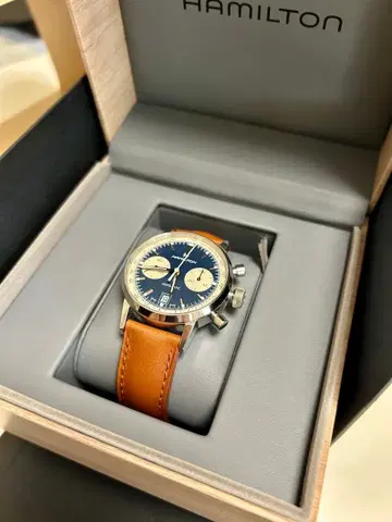 해밀턴 크로노그래프 손목시계 네이비 팬더