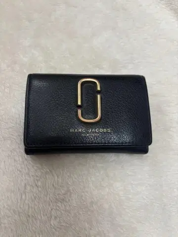 MARC JACOBS 블랙 지갑 카드 케이스