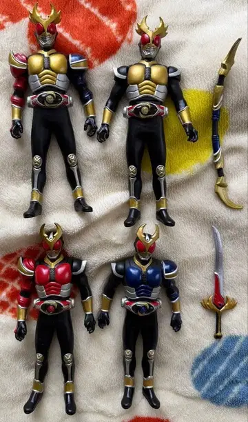 라이더 히어로 시리즈 가면라이더 아기토 4종 세트