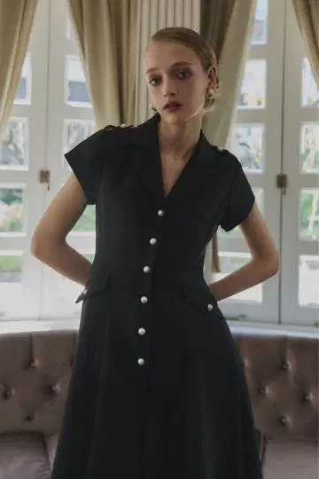 Herlipto Pearl Button Dress black S