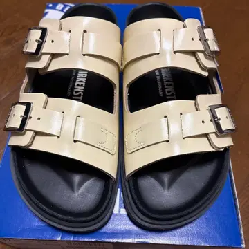 BIRKENSTOCK 세인트 바스 내추럴 가죽 버터 24.0cm