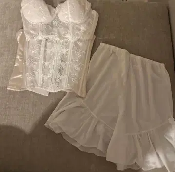 브라이덜 이너 코르셋과 숏팬츠 세트