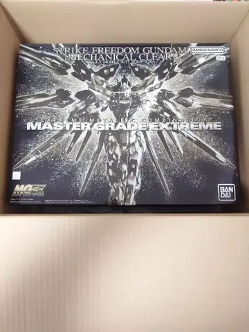 [ 미개봉 새상품 ] MGEX 스트라이크 프리덤 건담 메카니컬 클리어