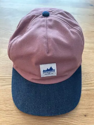 patagonia 핑크 네이비 캡