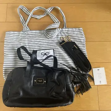 Anya Hindmarch 숄더백