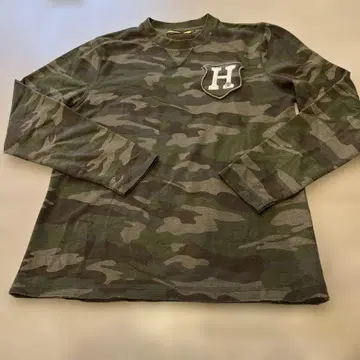 카모 패턴 긴팔 T셔츠 H 패치 포함
