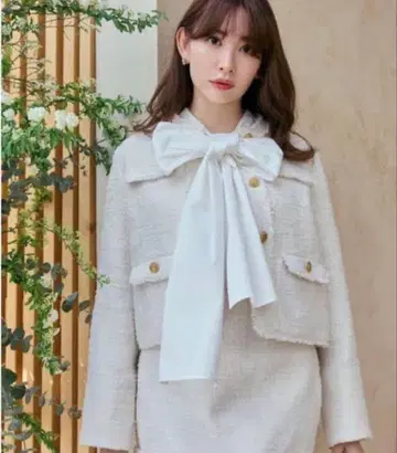 herlipto Silky White Tweed Jacket