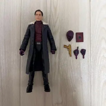 정크제품 마블 레전드 헬무트 지모