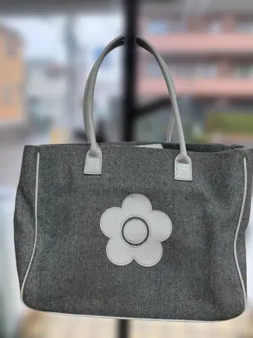 MARY QUANT 플라워 모티브 토트백