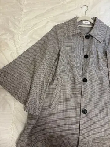 SNIDEL 체크 무늬 플레어 슬리브 코트