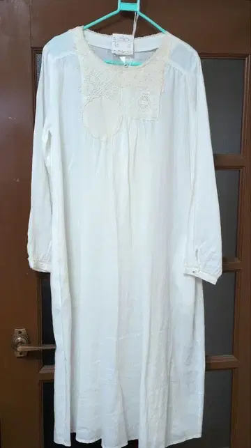 [ 새상품 ] 츠하루 화이트 레이스 패치워크 원피스