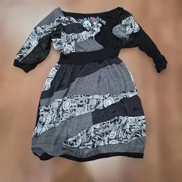 [ 레어 ] Never Stop to Dream 원피스