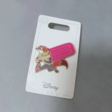 주토피아 닉 핀 배지 디즈니 스토어 캔뱃지