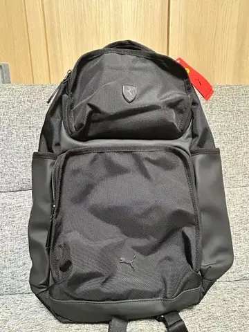 PUMA x Ferrari 백팩 미사용 새상품