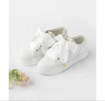 TOCCA BIGRIBBON CANVAS SNEAKERS