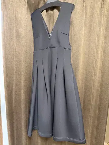 새상품급 셀포드 CELFORD 블랙 본딩 원피스