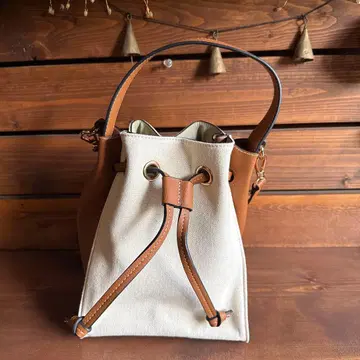 Gready Brilliant auief 캔버스 x 가죽 복조리 백