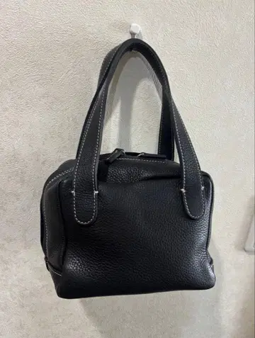 새상품급 [PLST] guias 큐브형 블랙 가죽 백