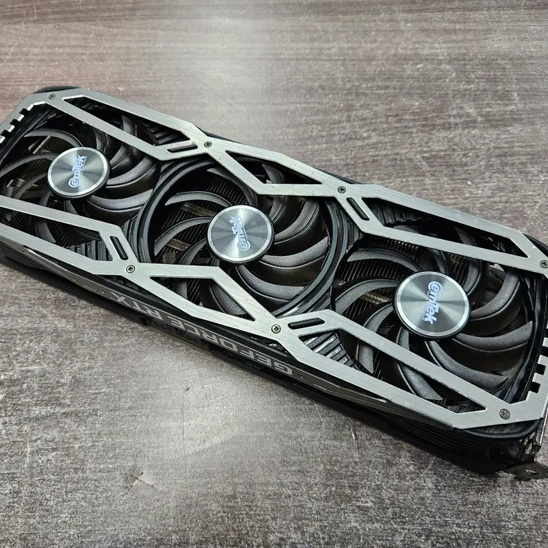 이엠텍 RTX3060 Ti 그래픽카드