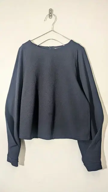 [ united tokyo ] 유나이티드 도쿄 상의 S 사이즈