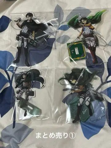 진격의 거인 리바이 아크릴 스탠드 묶음 판매 1