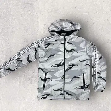new balance 카모 패턴 나일론 자켓 뉴발란스 후드
