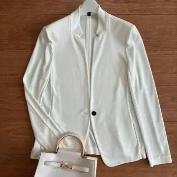 최근 모델 iCB 노카라 자켓 / 리오셀 워셔블 화이트