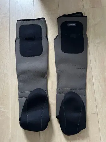 리틀 프레젠츠 네오프렌 웨트게이터 L 사이즈