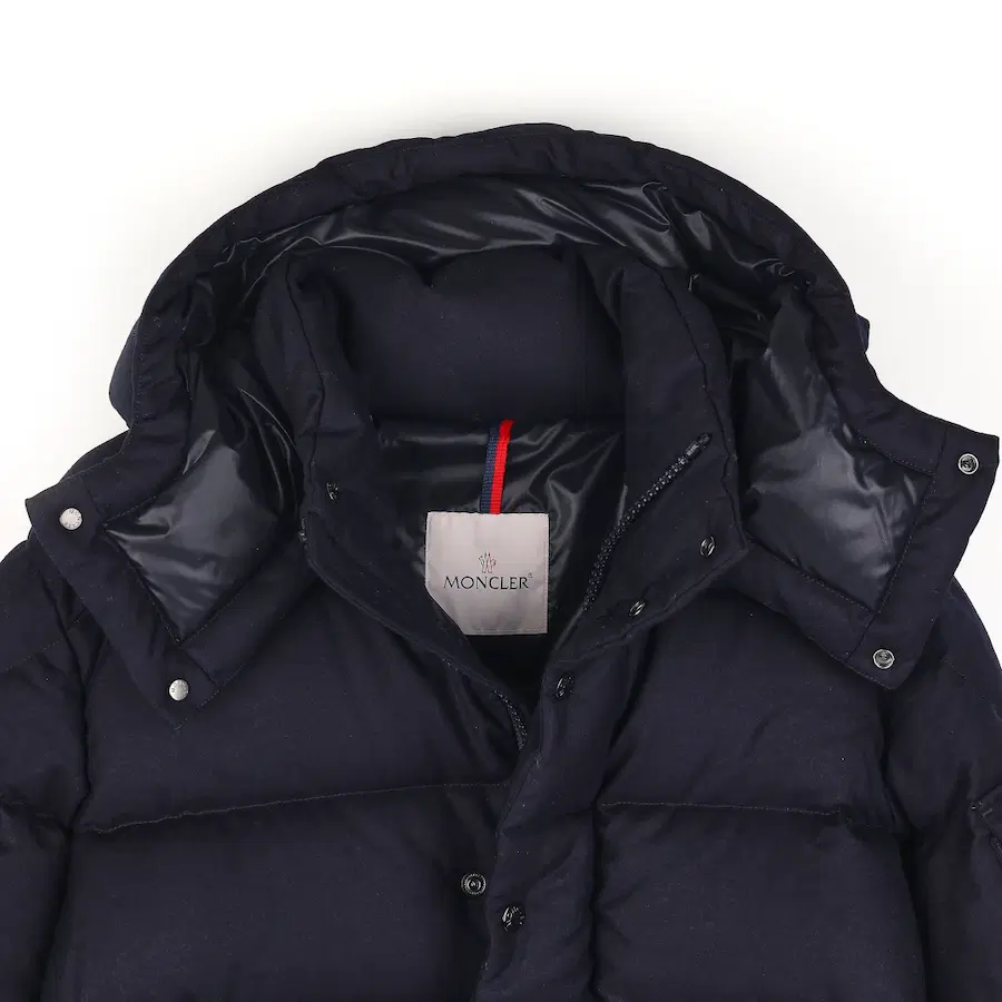 Moncler Végère 法兰绒短款羽绒服