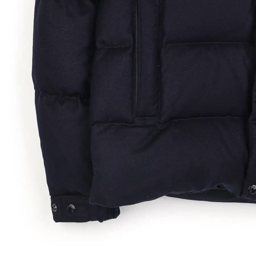 Moncler Végère 法兰绒短款羽绒服