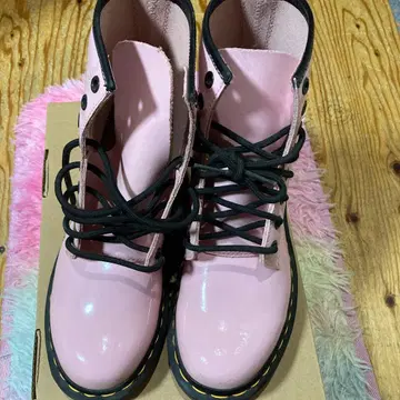 닥터마틴 8홀 24cm