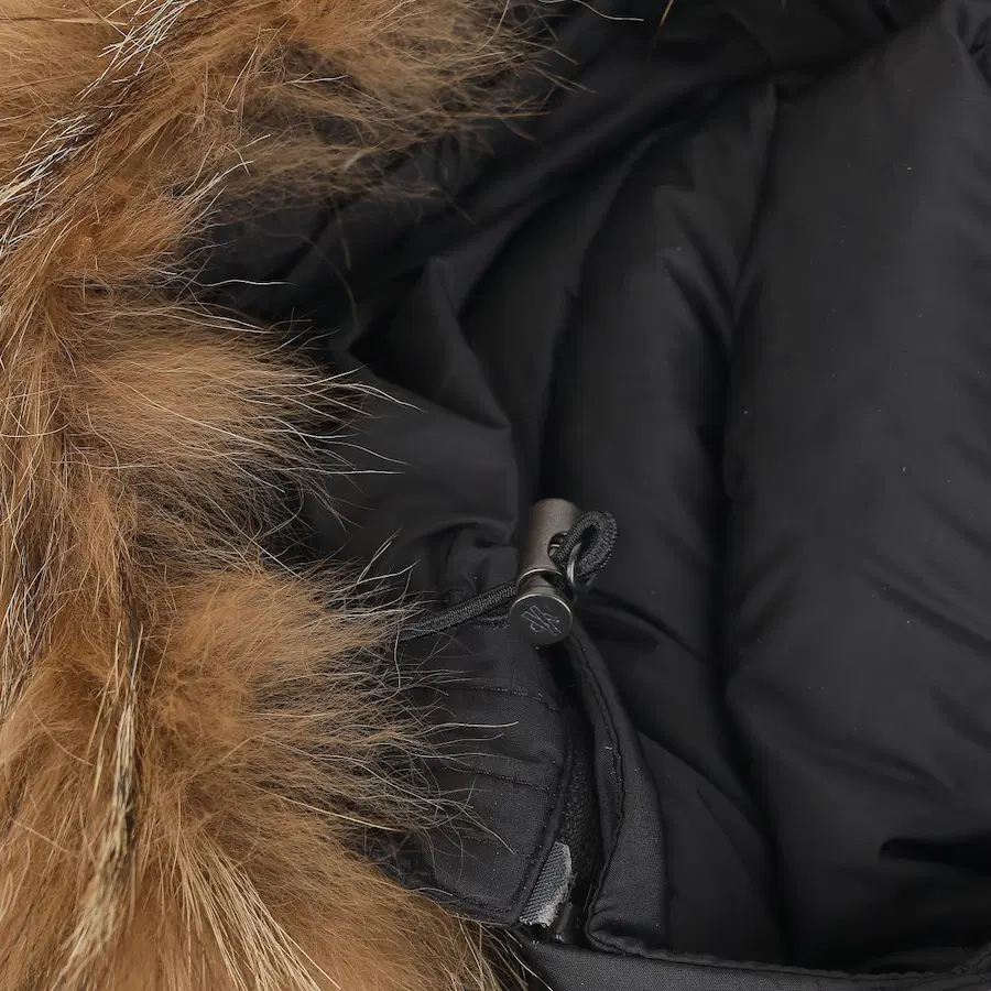 Moncler Cluny羽绒服