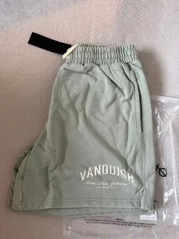 vanquishfitness 하프 팬츠