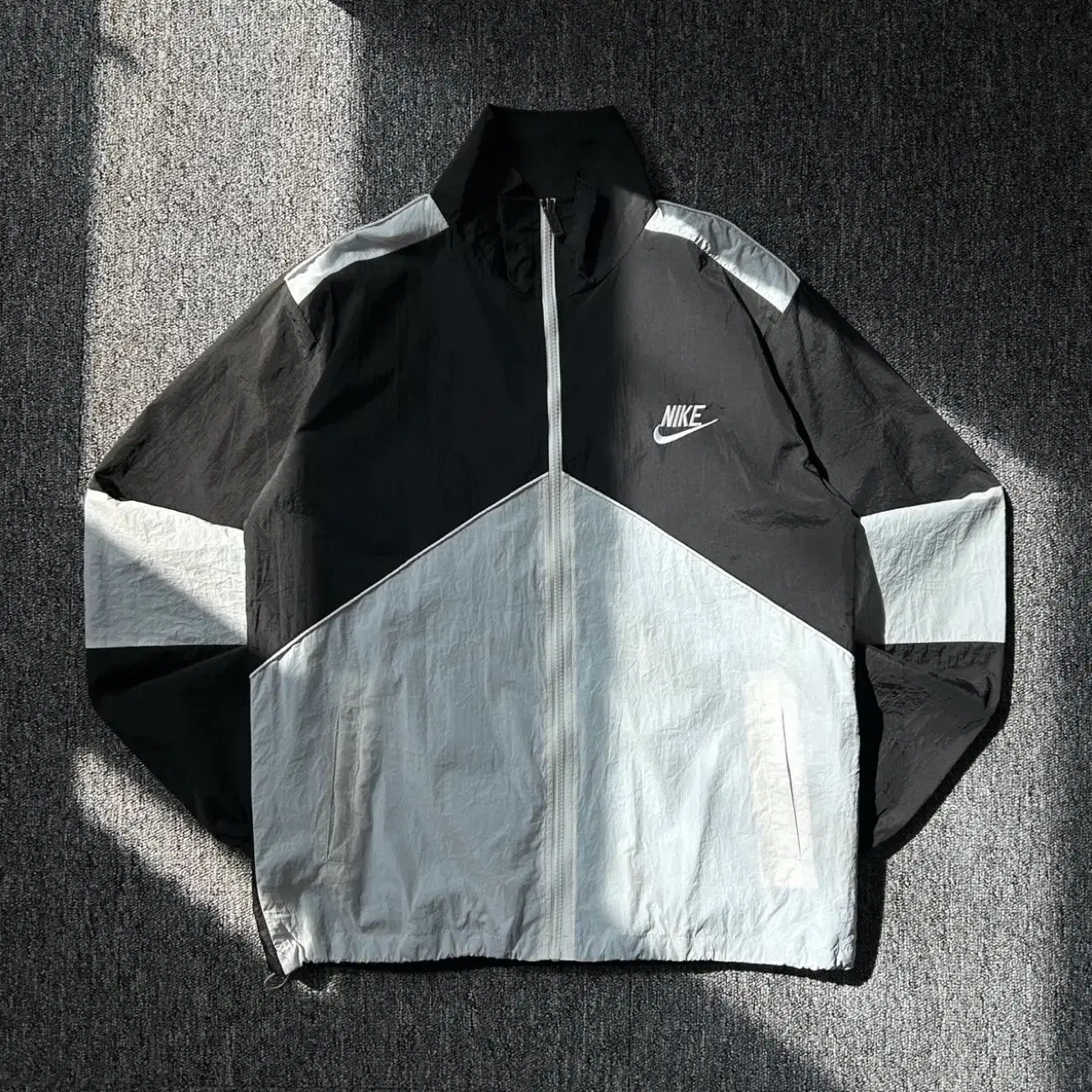 nike double swoosh woven jacket
