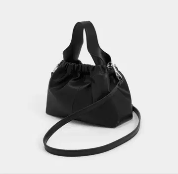 찰스앤키스 숄더백 블랙