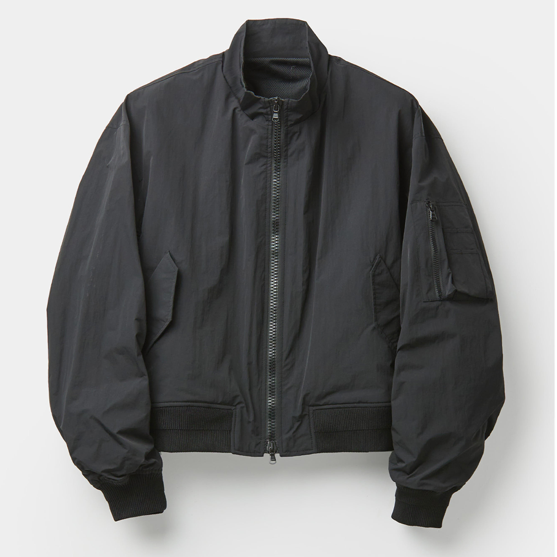 Coor Stand Collar Puffer Black M on Bunjang Global Site.