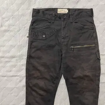 아비렉스 스트레치 카고 팬츠 블랙 계열 S 카모플라주 밀리터리