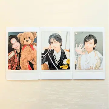 MeseMoa. 화이트 의류 폴라로이드+DD 굿즈 1