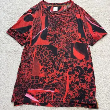 폴스미스 최근 모델 레오파드 무늬 T셔츠 레드 L