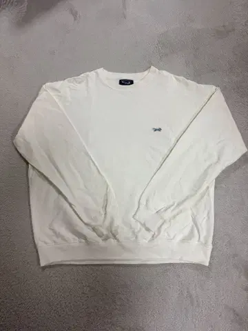 penneys 화이트 긴팔 맨투맨