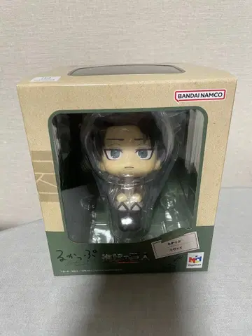 진격의 거인 리바이 룩업